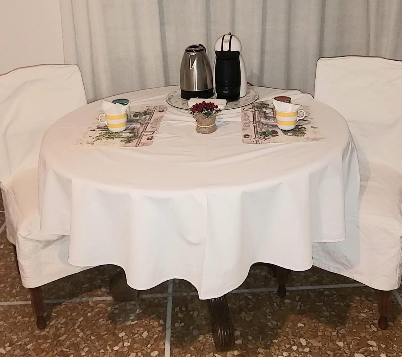 Amico Del Sole Bed & Breakfast - Rome — Photos 2